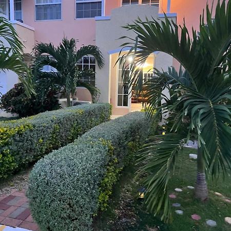Comfort Rest Ocho Rios Exterior foto
