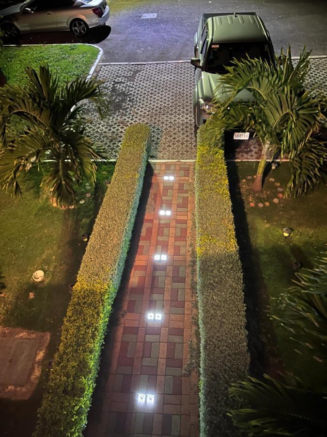 Comfort Rest Ocho Rios Exterior foto