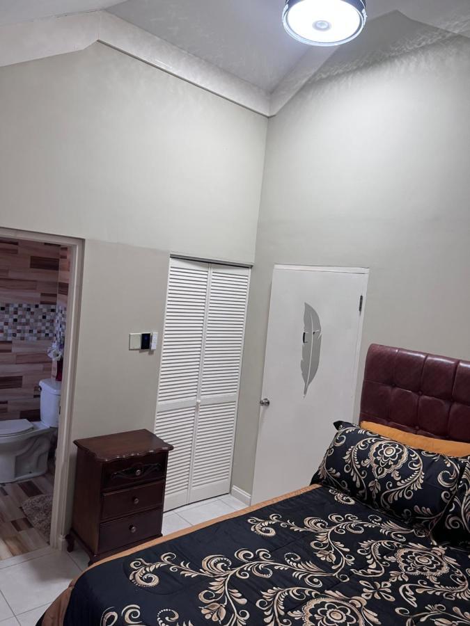 Comfort Rest Ocho Rios Exterior foto
